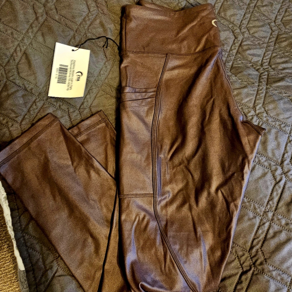 ZYIA Espresso Metallic Light N Tight Tri-pocket Hi Rise 24 " Size 8/10